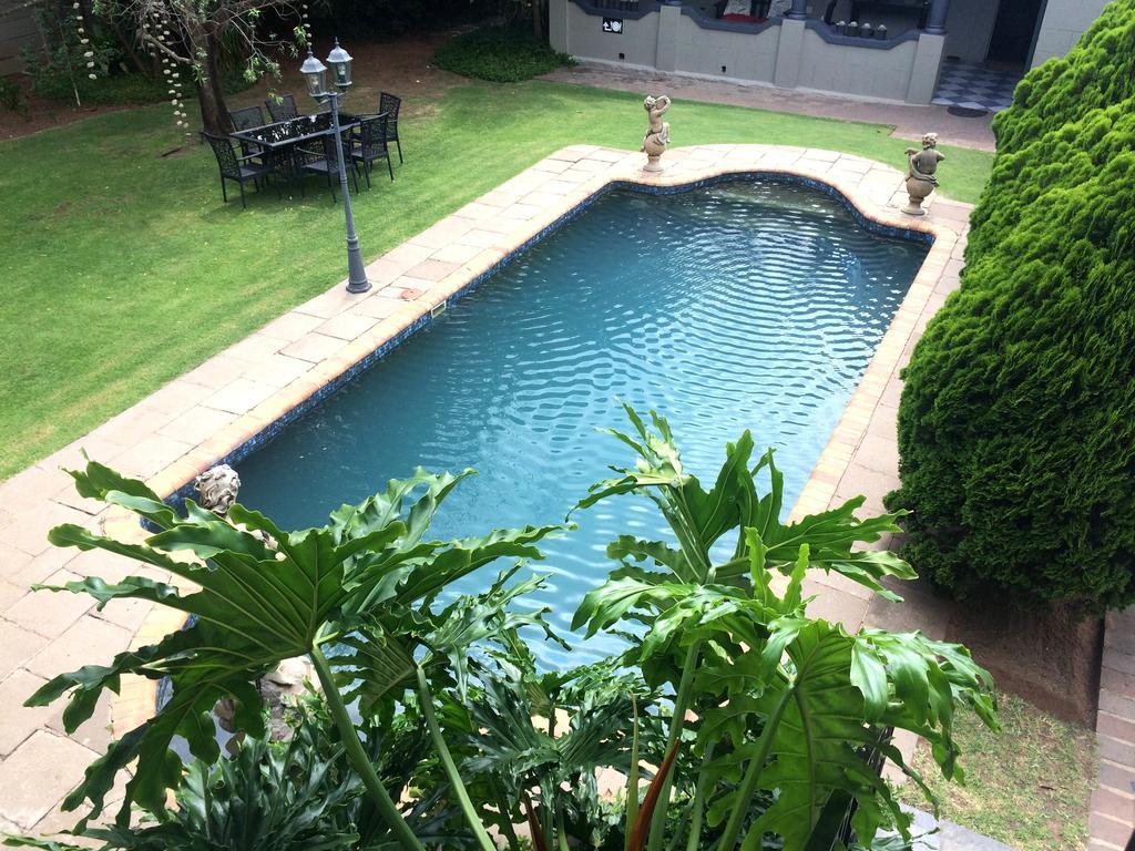 The Gables Middelburg Mpu Hotel Exterior photo